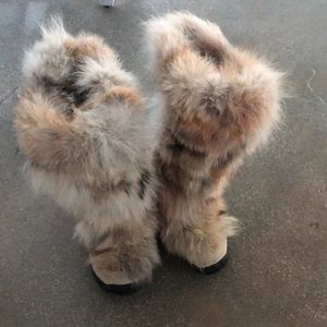 Bogner Fox trim & suede apres ski boots